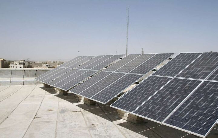 پنل خورشیدی اقساطی در اختیار مشترکان پرمصرف قرار می‌گیرد