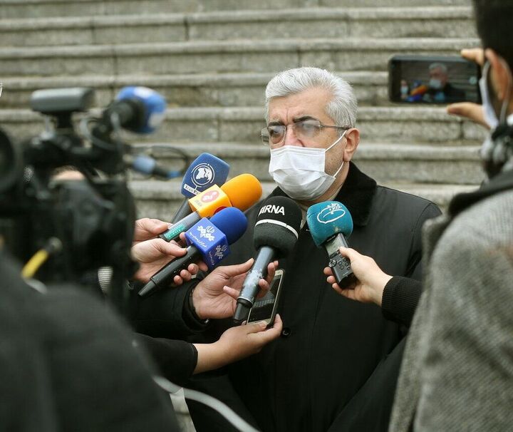 وزیر نیرو از افتتاح حساب یورویی در عراق برای ذخیره طلب‌های ایران خبر داد