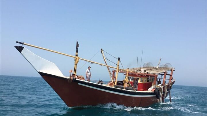 از سرگیری سفر شناورهای باری بوشهر به کشور امارات