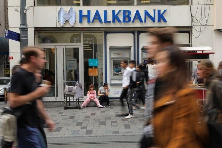 هالک بانک خواستار پایان پیگرد آمریکا به اتهام نقض تحریم‌ علیه ایران شد