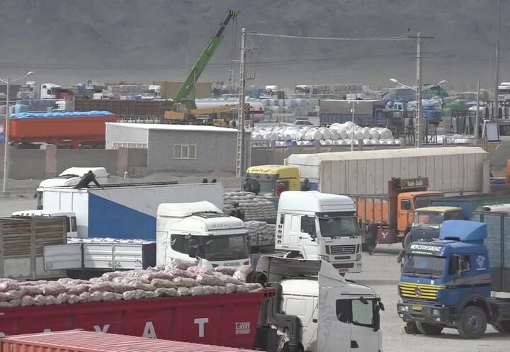 افزایش چشمگیر هزینه‌های صادرات به افغانستان