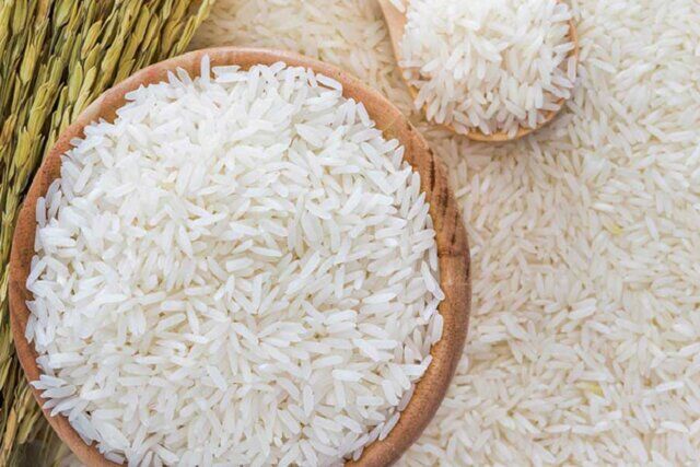 توزیع ماهانه ۳۰ هزار تن برنج تایلندی تا ماه رمضان