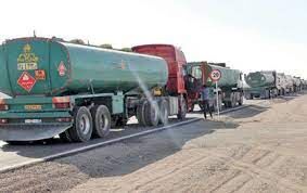 نخستین محموله ترانزیتی بنزین ترکمنستان وارد بندر امام شد