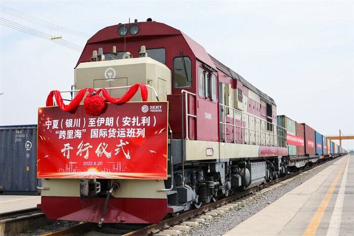 قطار چین به ایران راه‌اندازی می‌شود/ رشد ترانزیت با عضویت ایران در سازمان همکاری‌های شانگهای