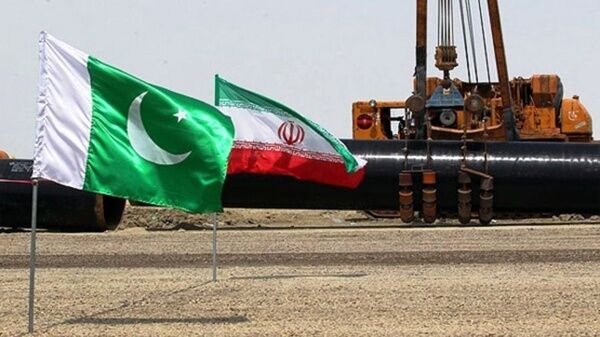 تاکید مقام پاکستانی بر تکمیل خط لوله انتقال گاز از ایران