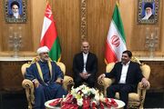 مخبر: مناسبات اقتصادی و تجاری ایران و عمان هم‌پای مناسبات سیاسی توسعه یابد