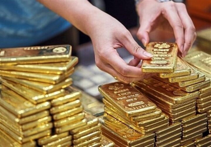 واردات ۱.۶ میلیارد دلار شمش طلا در سال جاری