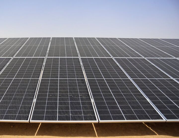 واگذاری زمین برای نیروگاه‌های خورشیدی تسریع شود