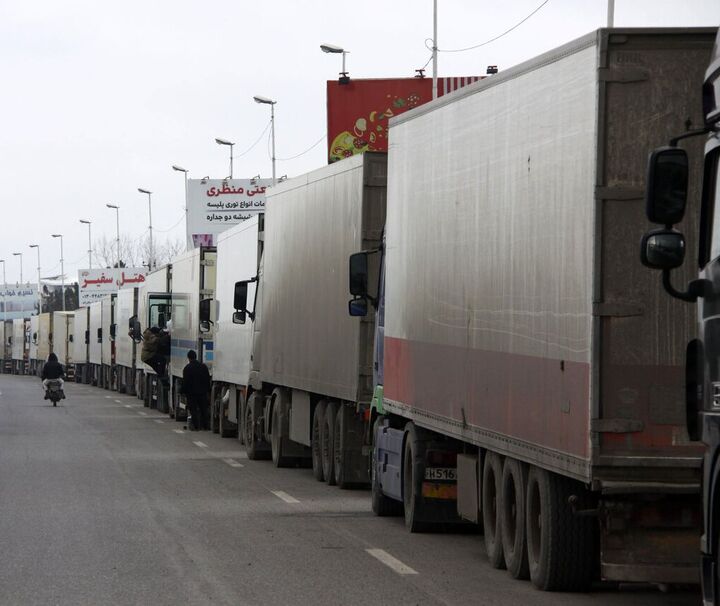 پذیرش کامیون‌ها از طرف گمرک گوربلاغ ترکیه به مدت ۴۸ ساعت محدود می‌شود