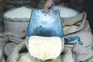 ثبت سفارش واردات برنج با ارز مبادله‌ای است