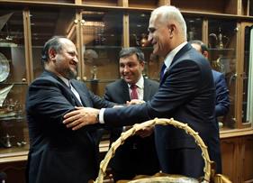 تاکيد وزير صنعت بر لزوم افزايش حجم تجارت ايران و آذربايجان