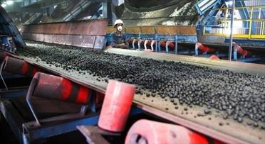 پارسال ذخایر آهن در ۱۵۰ هزار کیلومتر مربع از پهنه کشور شناسایی شد