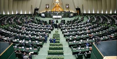 لاهوتی: طرح صادراتی مجلس منجر به فرار سرمایه‌ می‌شود