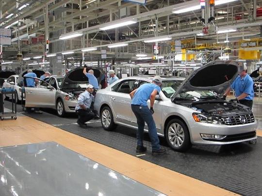 ایران پایگاه صادرات خودروساز آلمانی/تولیدات مشترک افزایش می‌یابد