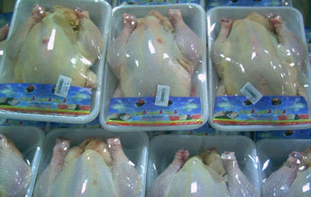 واردات ۱۱ هزار تنی مرغ در سال ۱۴۰۰