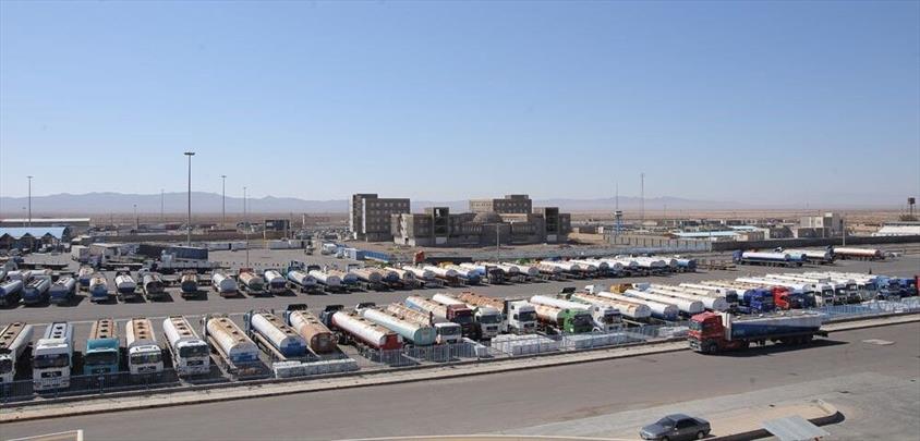 ۱۲۴ میلیون دلار کالا از مرز مهران به عراق صادر شد
